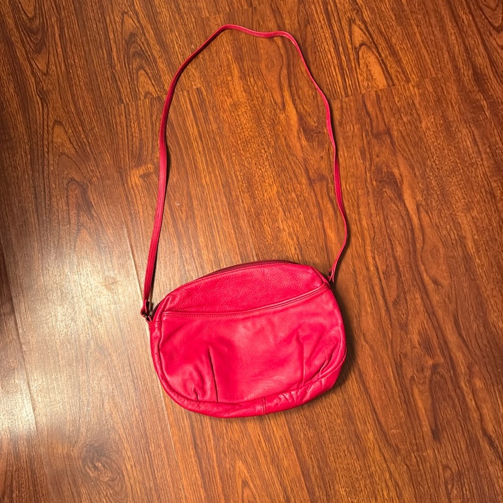 Toni vintage red crossbody bag